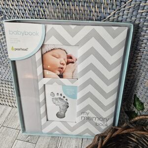 Pearhead Baby Memory Book First 5 Years Baby Safe Ink Pad Keepsake Blue Boy NWT